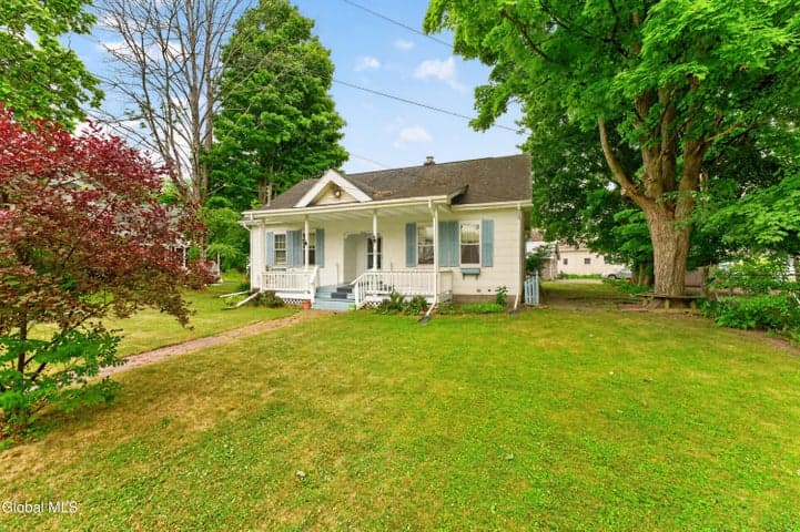 32 Sheridan Street, Argyle, NY, photo 1