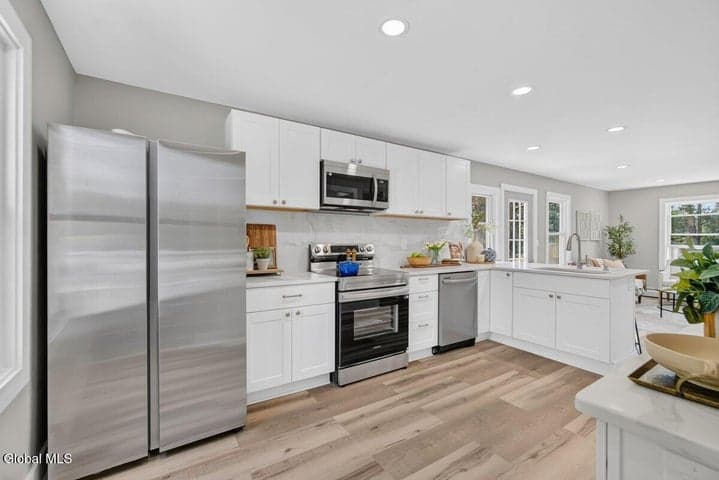 1097 Church Road, Glenville, NY, photo 4