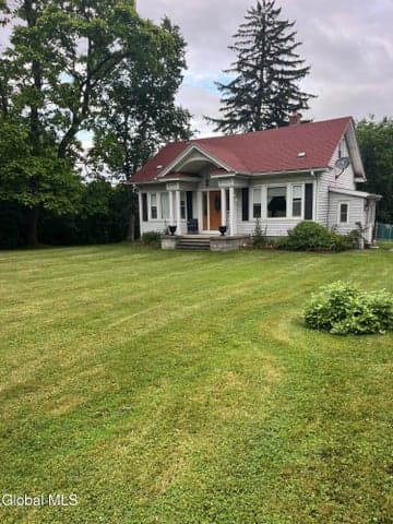 338 S Albany Road, Bethlehem, NY, photo 2