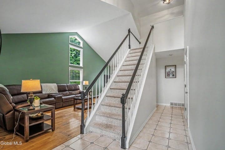 44 Willowbrook Terrace, Halfmoon, NY, photo 5