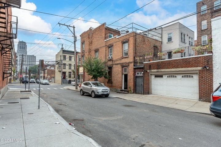 197 Lark Street, Albany, NY, photo 5