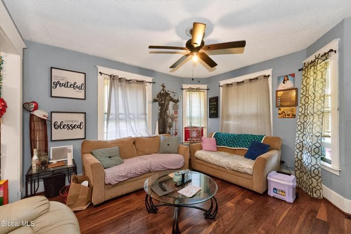 15 S Lansing Road, Colonie, NY, photo 4