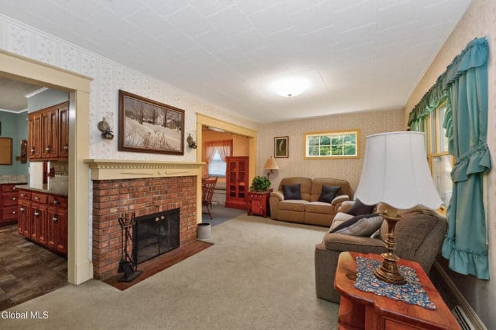 92 Kingsbury Road, Glenville, NY, photo 4