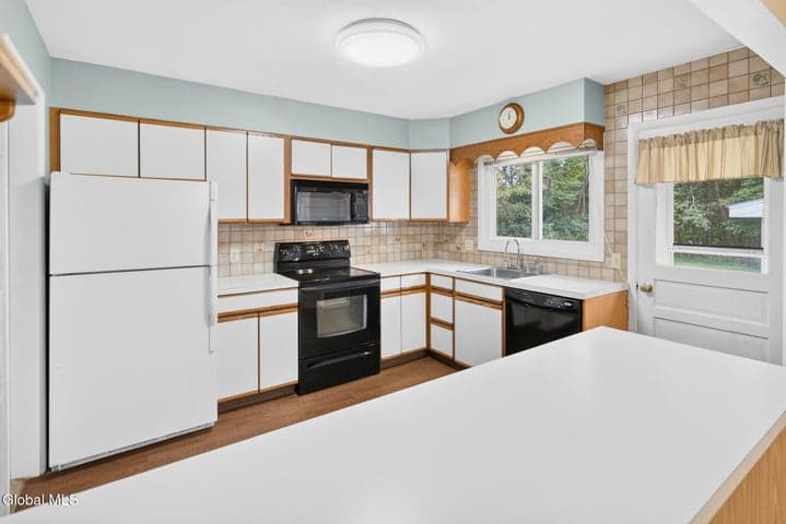 116 Euclid Avenue, Troy, NY, photo 4