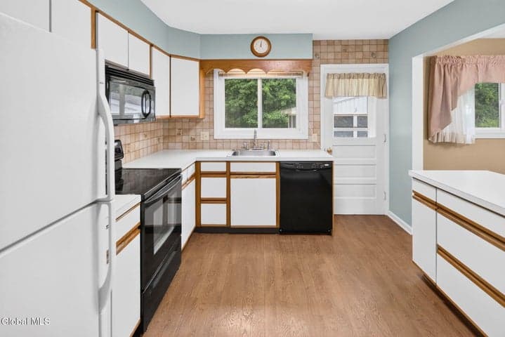 116 Euclid Avenue, Troy, NY, photo 5