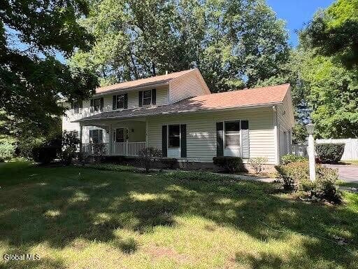 7 Woods Way, Clifton Park, NY