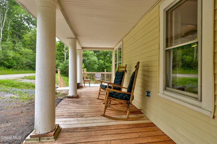 12 Simon Road, Grafton, NY, photo 3