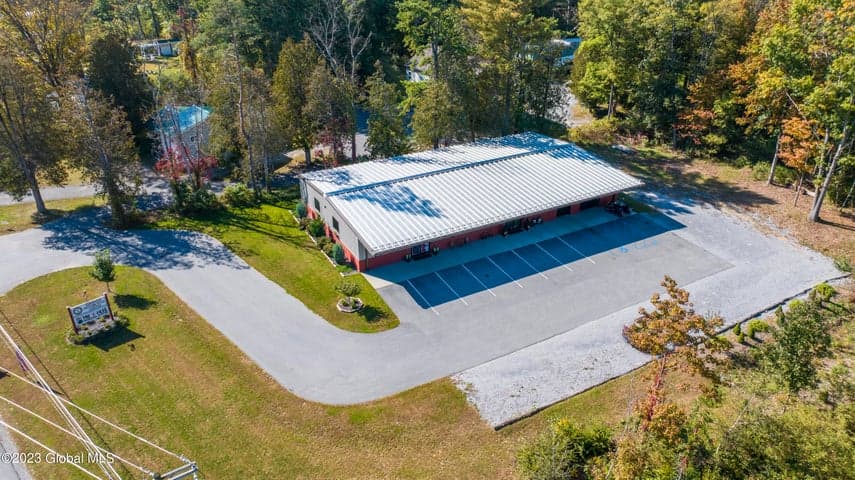 4284 NY-50, Wilton, NY, photo 2