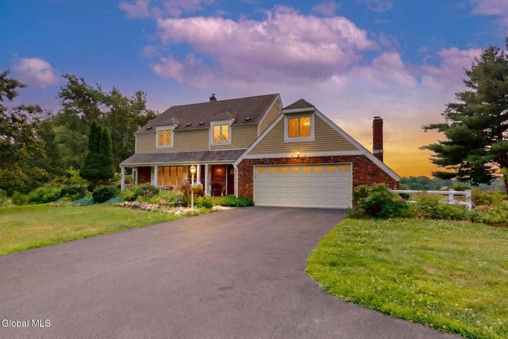 74 Hawthorne Drive, Valatie, NY