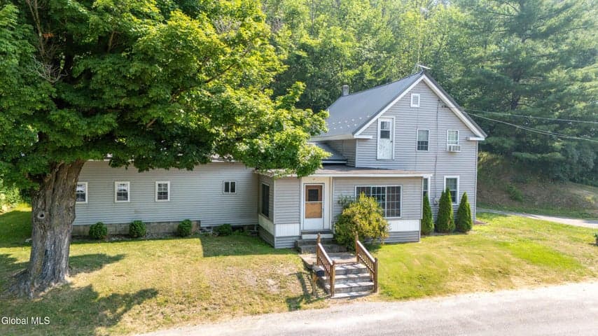 303 Ashe Road, Manheim, NY
