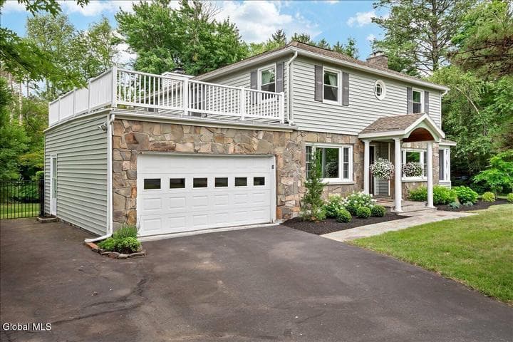 28 Loudon Parkway, Loudonville, NY, photo 3