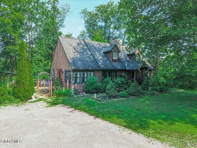 5137 Crooked Street, Galway, NY