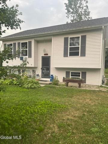 27 Margaret Street, Hudson Falls, NY, photo 3