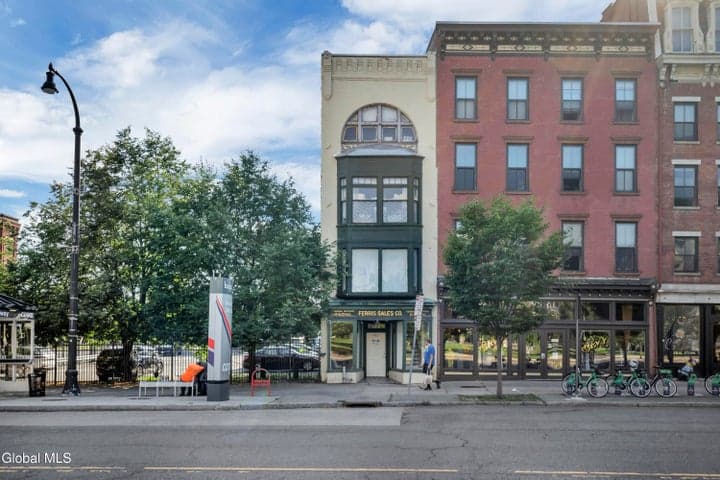 402 Broadway, Albany, NY
