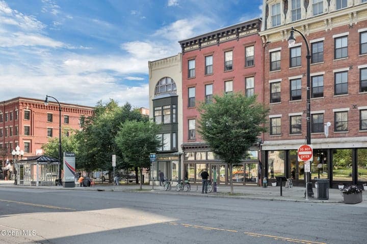 402 Broadway, Albany, NY, photo 3