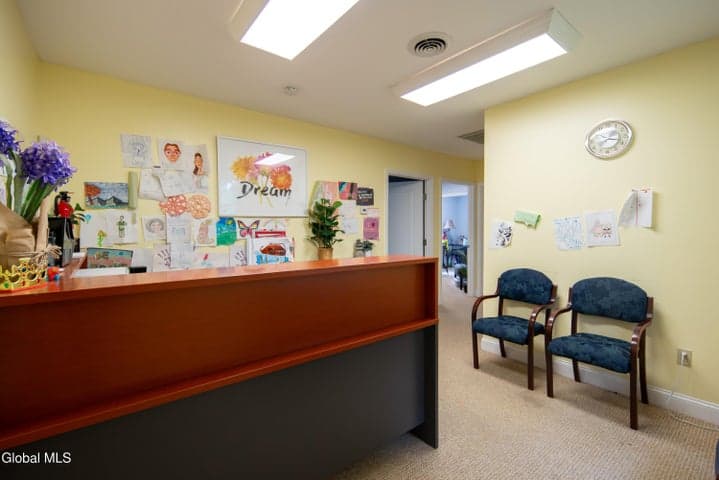 964a NY-146, Clifton Park, NY, photo 4