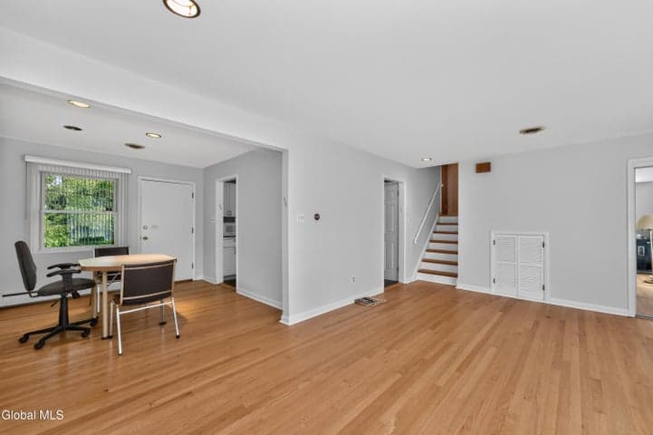 121 Ramsey Place, Albany, NY, photo 5