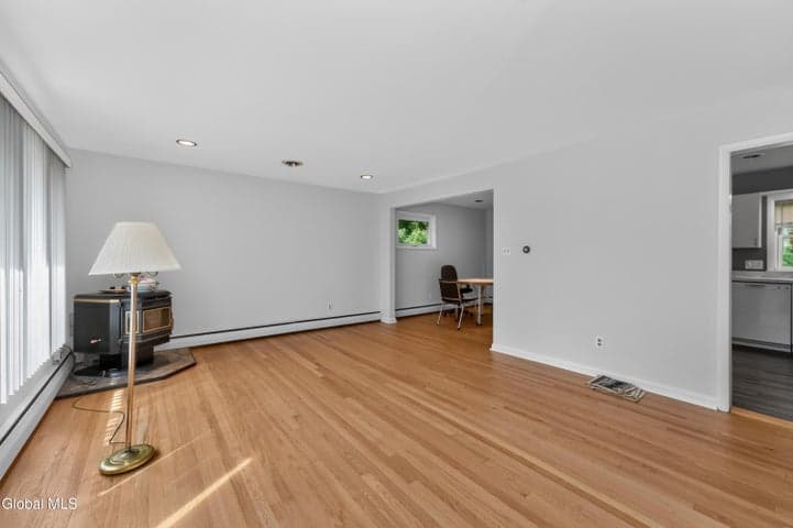 121 Ramsey Place, Albany, NY, photo 4