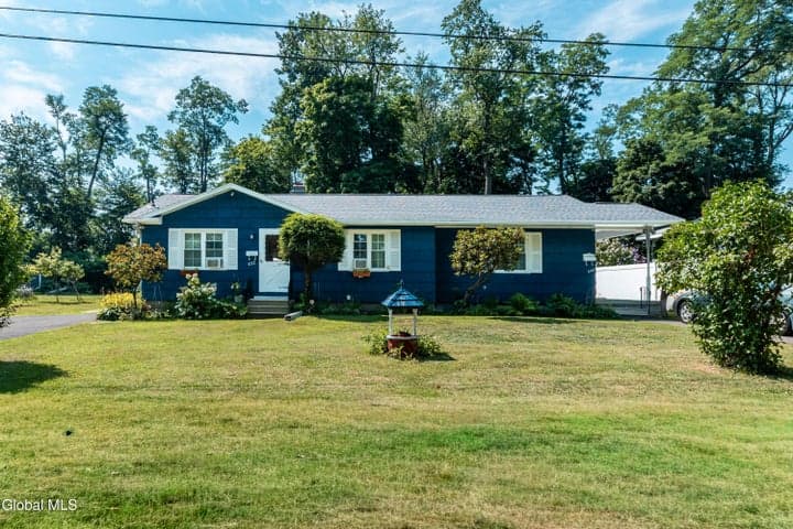 330-332 Madison East, East Greenbush, NY