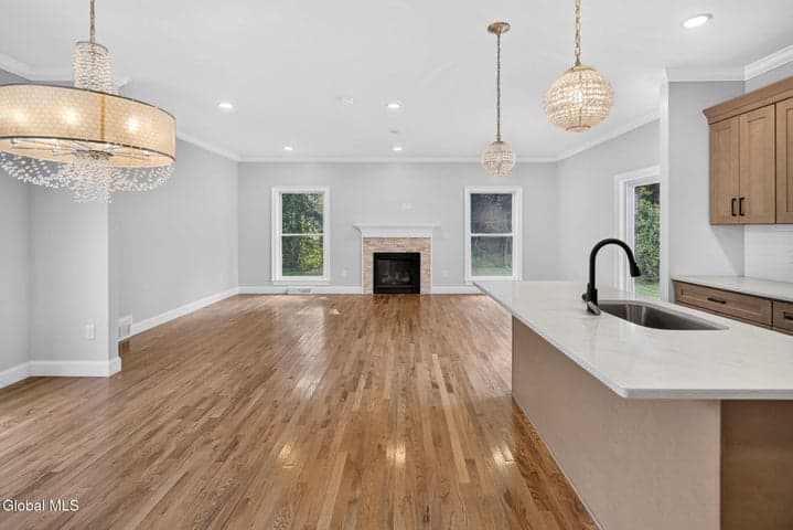 758 Hudson River Road, Halfmoon, NY, photo 5