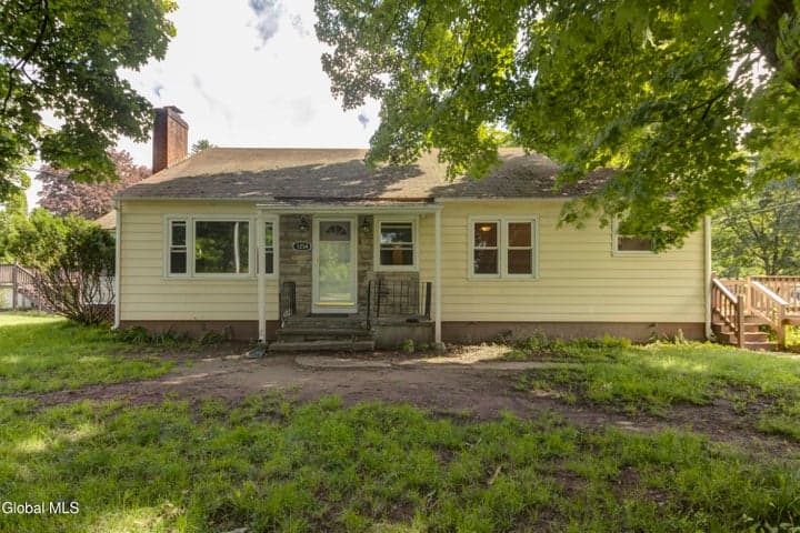 1254 Spring Avenue, Wynantskill, NY