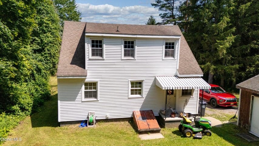 1821 W Glenville Road, Glenville, NY, photo 5