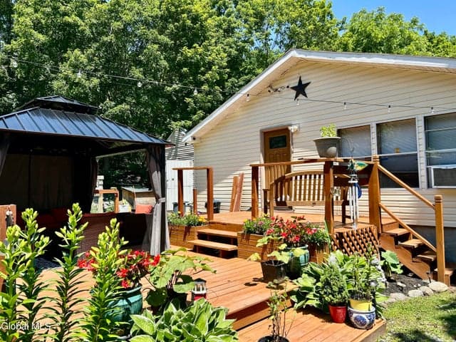 17 Clarks Mills Road, Greenwich, NY, photo 2
