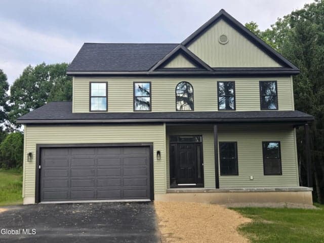 154 Dunsbach Ferry Road, Colonie, NY