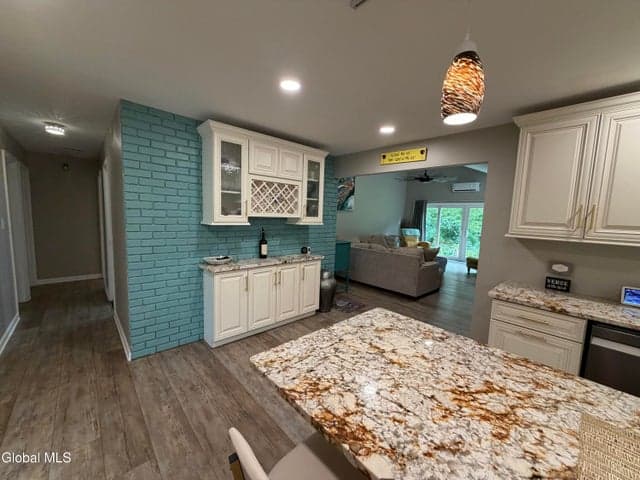 5 Linda Drive, Colonie, NY, photo 3
