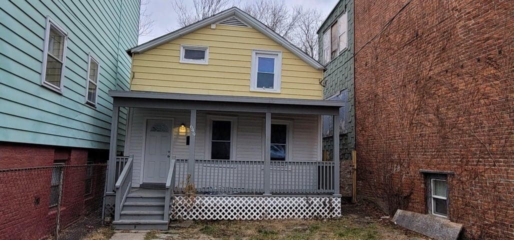 649 Clinton Avenue, Albany, NY