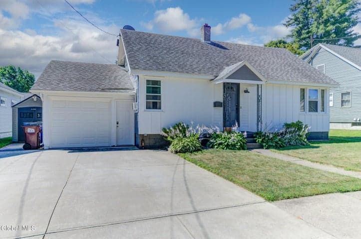 124 6th Avenue, Gloversville, NY