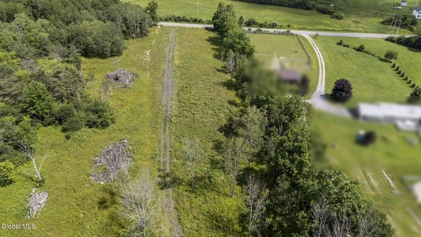 181 Gray Road, Guilderland, NY, photo 3