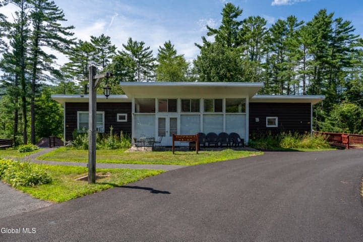 4 B High Pines Terrace, Warrensburg, NY, photo 2