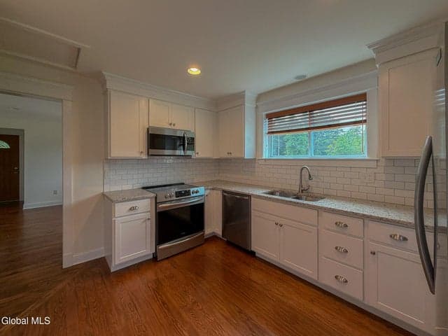 367 County Route 409, Westerlo, NY, photo 3