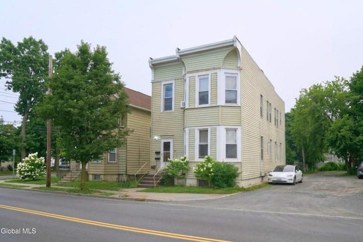 908 19th Street, Watervliet, NY, photo 1