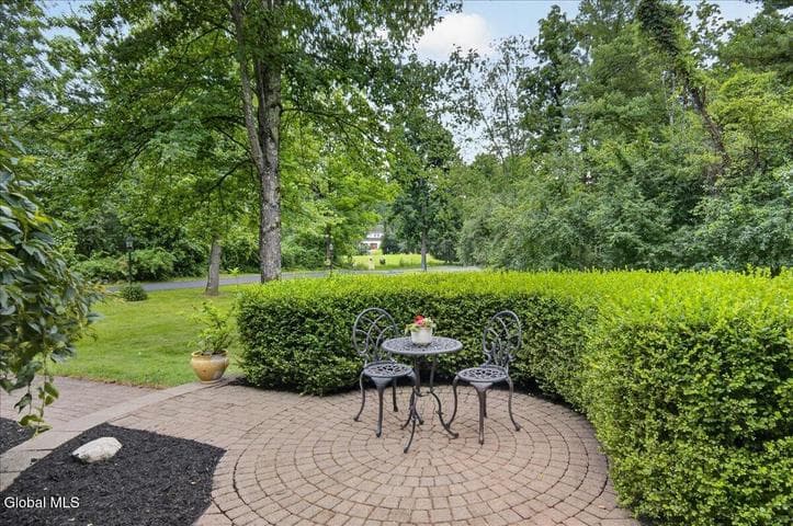 7 Hunter Hill Road, Clifton Park, NY, photo 3