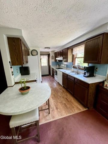 108 Thomas Road, Lake Luzerne, NY, photo 4