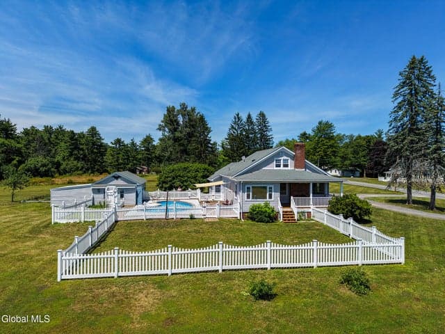 121 North Road, Greenville, NY, photo 2