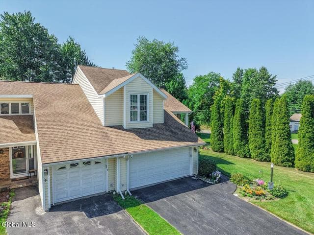 2 Captains Boulevard, Waterford, NY, photo 4