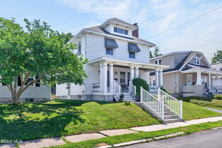 1068 Lexington Avenue, Schenectady, NY