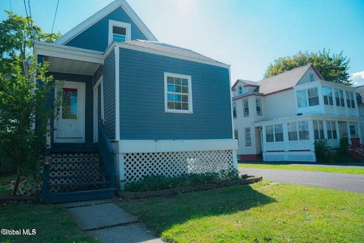78 Whitehall Road, Albany, NY