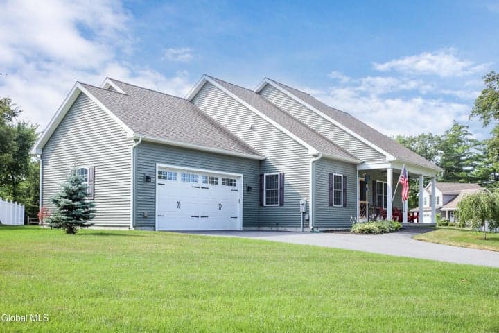 12 Stillwood Lane, South Glens Falls, NY