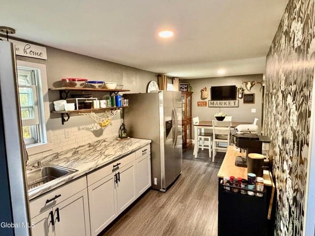 29 Knobhill Road, Averill Park, NY, photo 3
