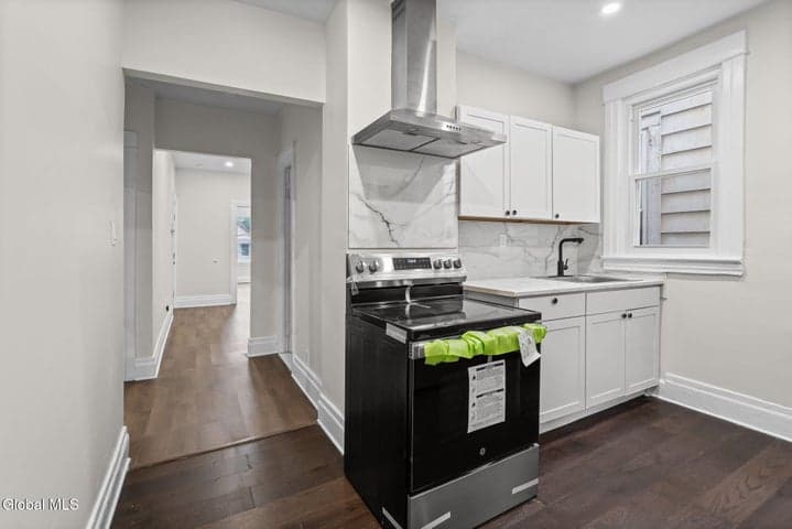 31 Bertha Street, Albany, NY, photo 5