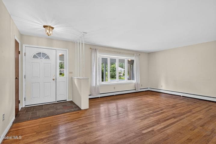 26 Secada Drive, Clifton Park, NY, photo 4