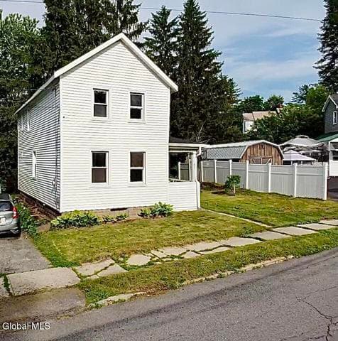 32 S Chase Street, Johnstown, NY, photo 3