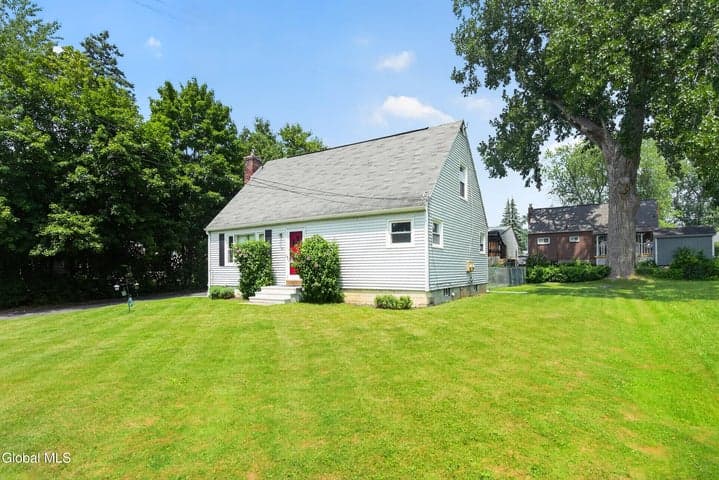 16 Pennsylvania Avenue, East Greenbush, NY, photo 2
