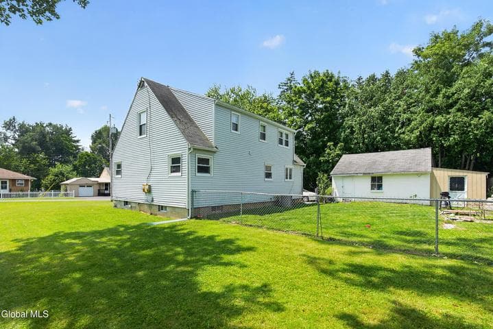 16 Pennsylvania Avenue, East Greenbush, NY, photo 3