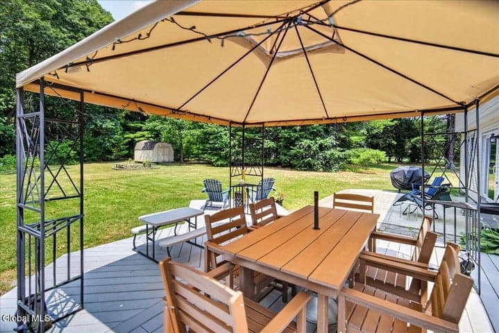 5 Thunderbird Drive, Clifton Park, NY, photo 4