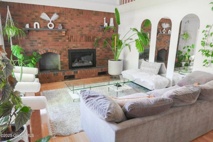 5 Moon Drive, Saratoga Springs, NY, photo 5
